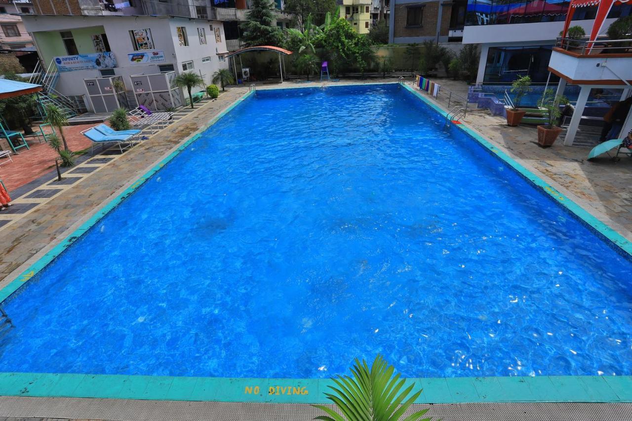 Oyo 591 Hotel Blue Moon Dharampur Exterior photo