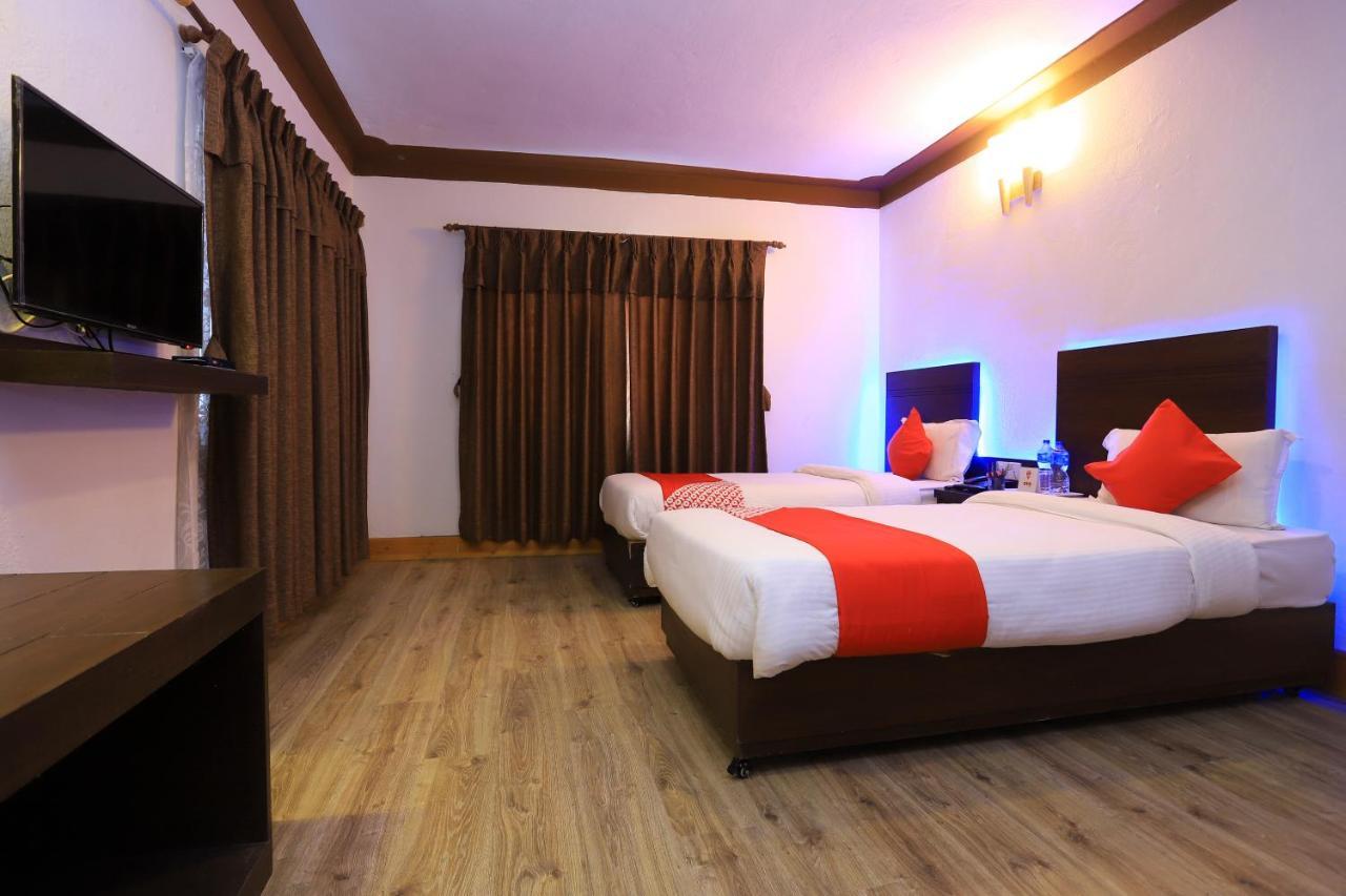 Oyo 591 Hotel Blue Moon Dharampur Exterior photo